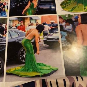 I’m selling my daughter prom dress